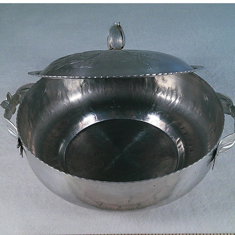 Vintage Hammered Aluminum‎ Covered Serving Dish Floral Tulip Lid Mid Century
